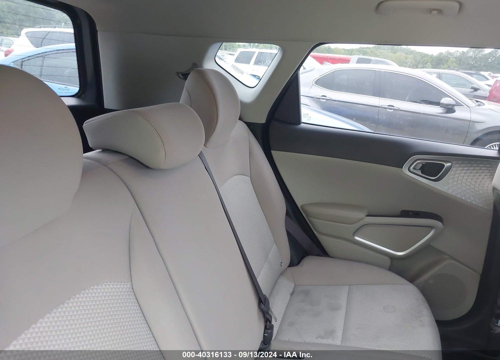 2021 KIA SOUL LX VIN: KNDJ23AU4M7766022