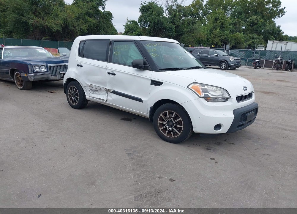 2011 KIA SOUL VIN: KNDJT2A13B7715122