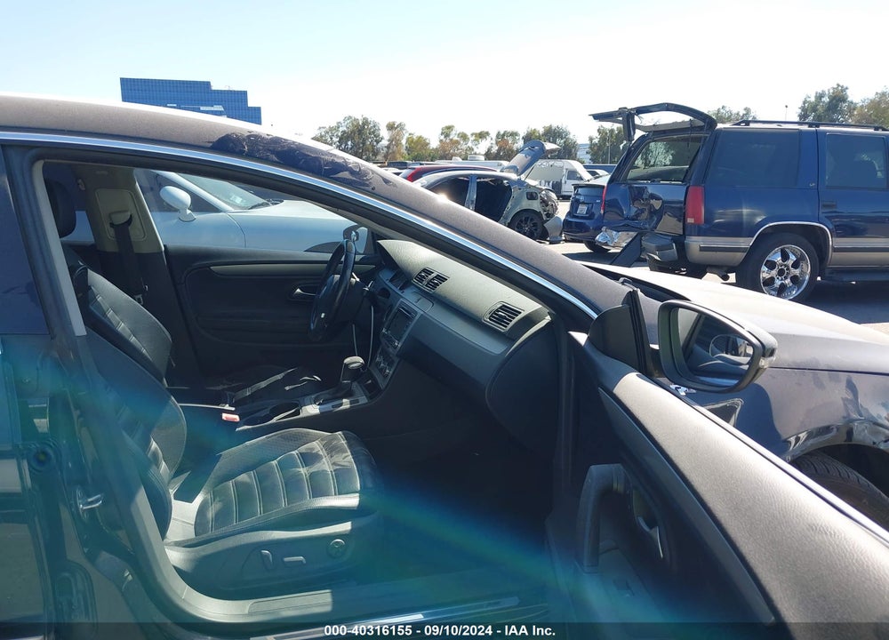 2010 VOLKSWAGEN CC SPORT VIN: WVWMP7AN0AE548889