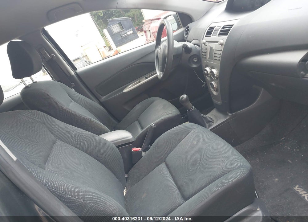 2010 TOYOTA YARIS VIN: JTDBT4K3XA4069349