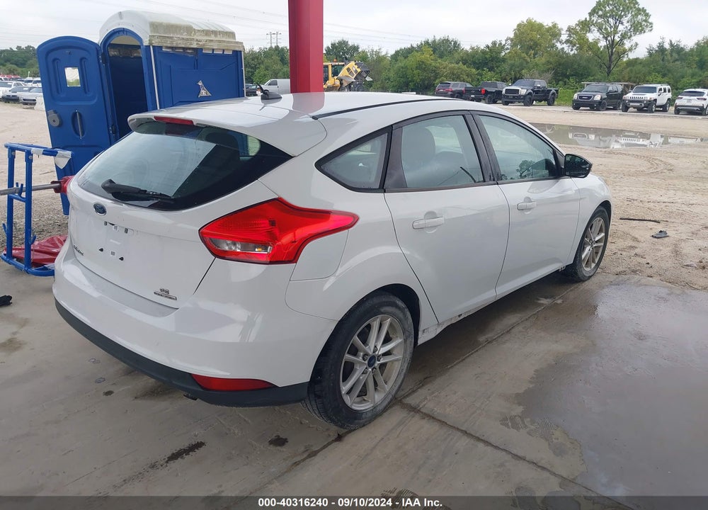 2015 FORD FOCUS SE VIN: 1FADP3K22FL242010