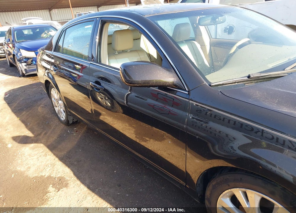 2010 TOYOTA AVALON XLS VIN: 4T1BK3DB4AU355131