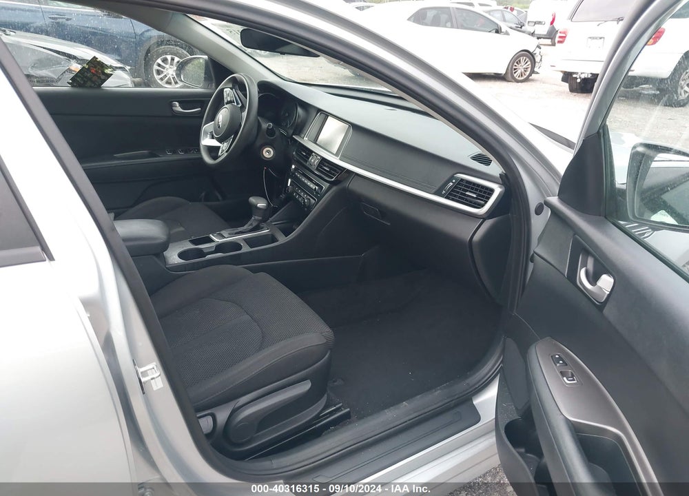 2019 KIA OPTIMA LX VIN: 5XXGT4L33KG280341