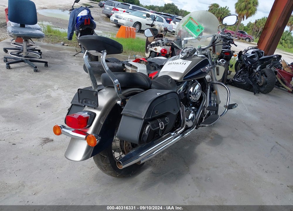 2007 KAWASAKI VN1500 N1 VIN: JKBVNAN197A028887