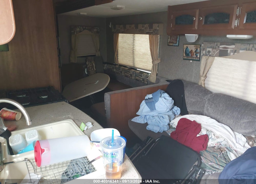 2015 COACHMEN FREEDOM EXPRESS TRAVEL TRAILER VIN: 5ZT2FEUB4FA016820
