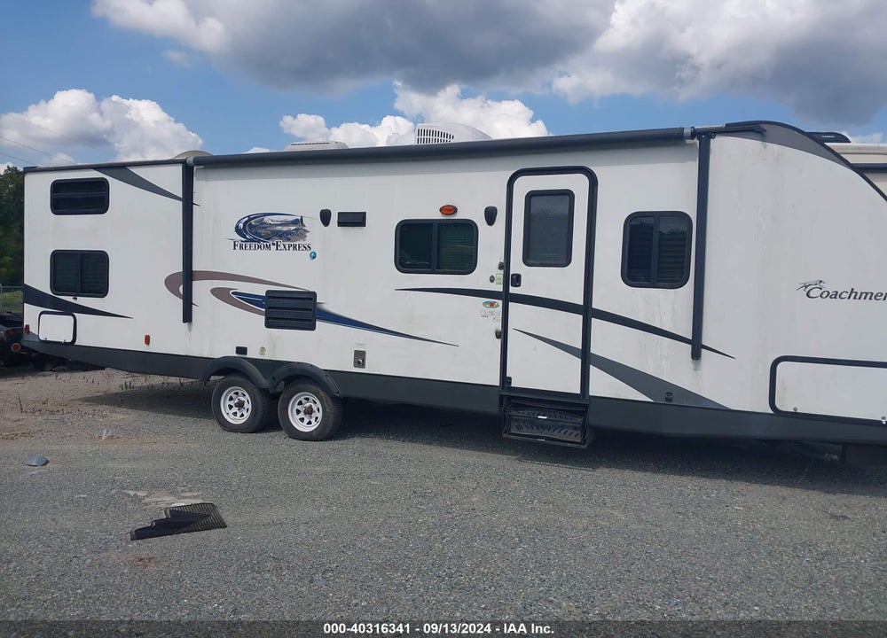 2015 COACHMEN FREEDOM EXPRESS TRAVEL TRAILER VIN: 5ZT2FEUB4FA016820