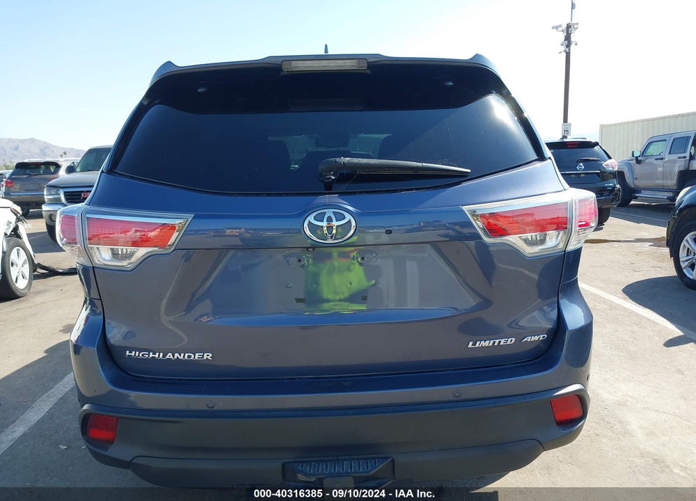 2015 TOYOTA HIGHLANDER LIMITED V6 VIN: 5TDDKRFH5FS127006