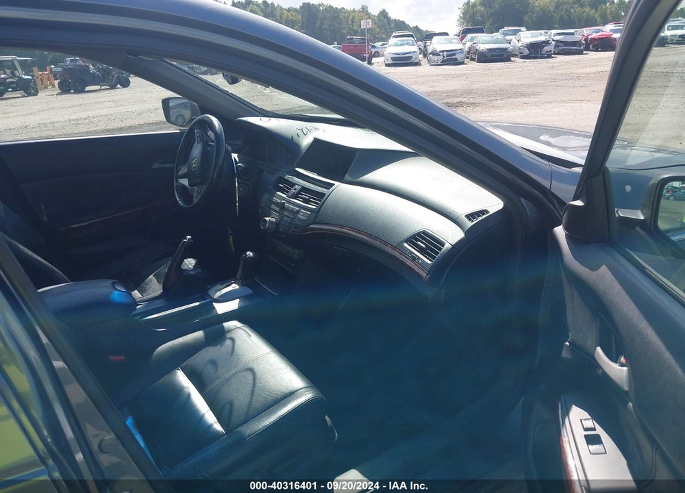2010 HONDA ACCORD CROSSTOUR EX-L VIN: 5J6TF2H58AL016917