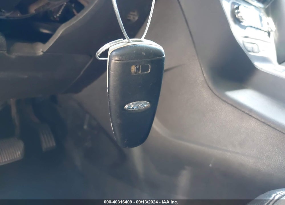 2013 FORD FOCUS TITANIUM VIN: 1FADP3J20DL220649