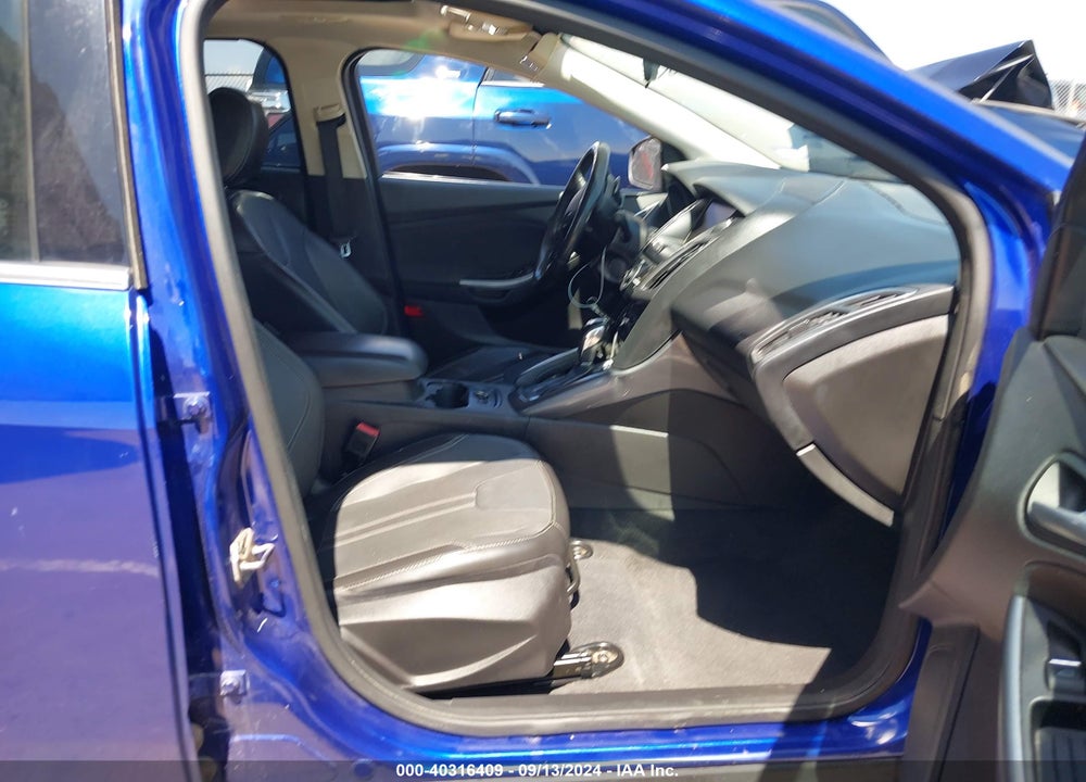 2013 FORD FOCUS TITANIUM VIN: 1FADP3J20DL220649