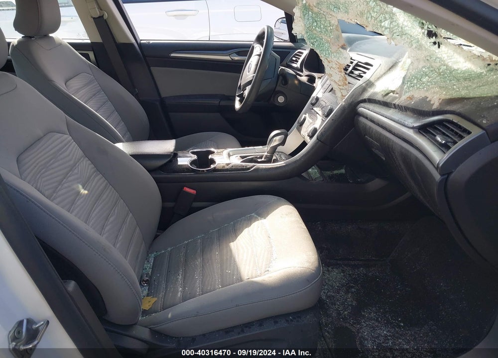 2016 FORD FUSION S VIN: 3FA6P0G75GR250164