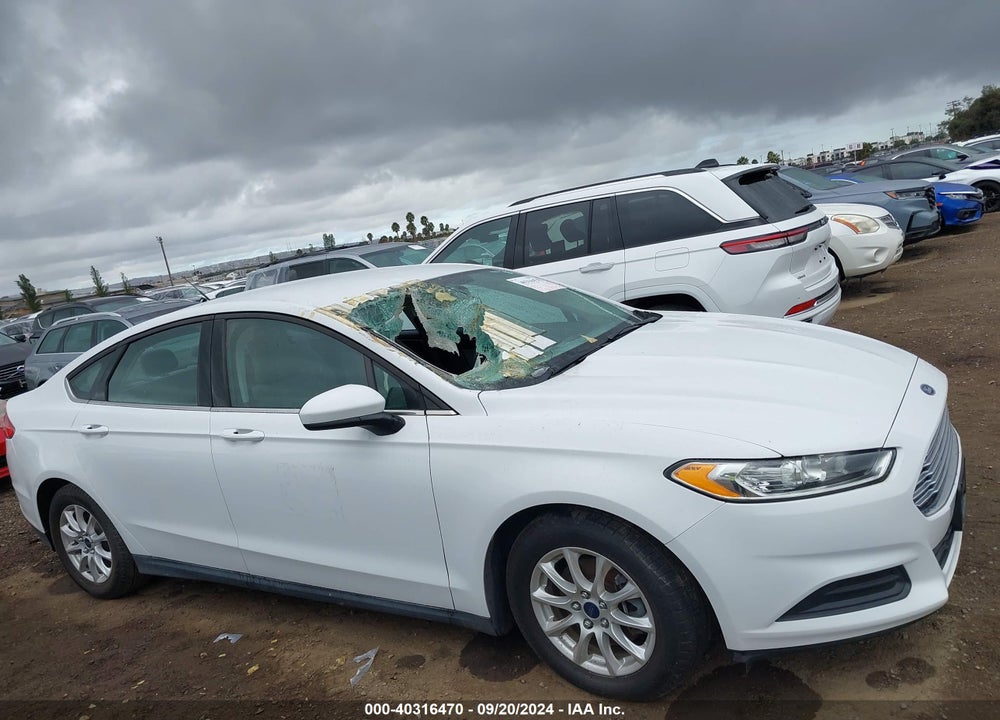 2016 FORD FUSION S VIN: 3FA6P0G75GR250164