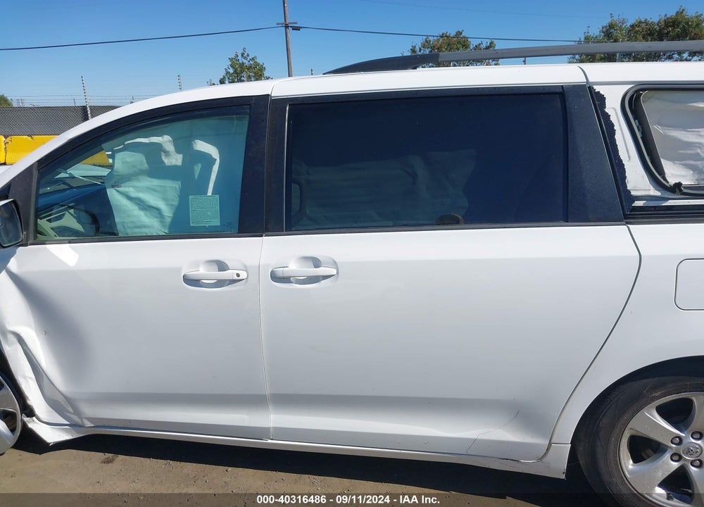 2015 TOYOTA SIENNA LE 8 PASSENGER VIN: 5TDKK3DC9FS603916