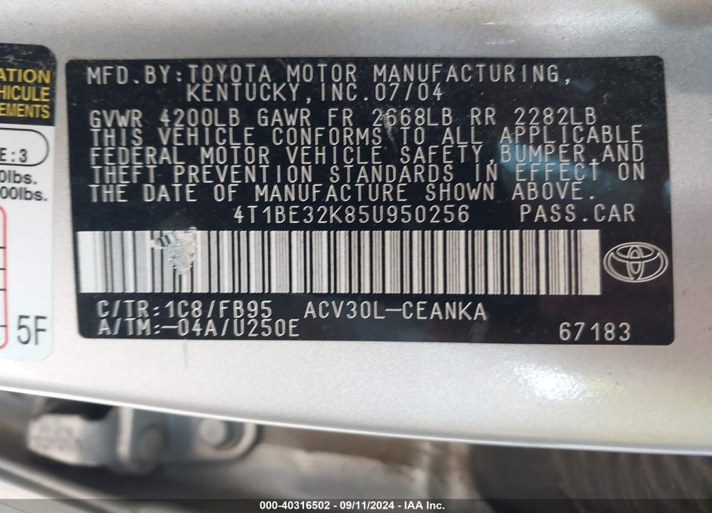 2005 TOYOTA CAMRY LE VIN: 4T1BE32K85U950256