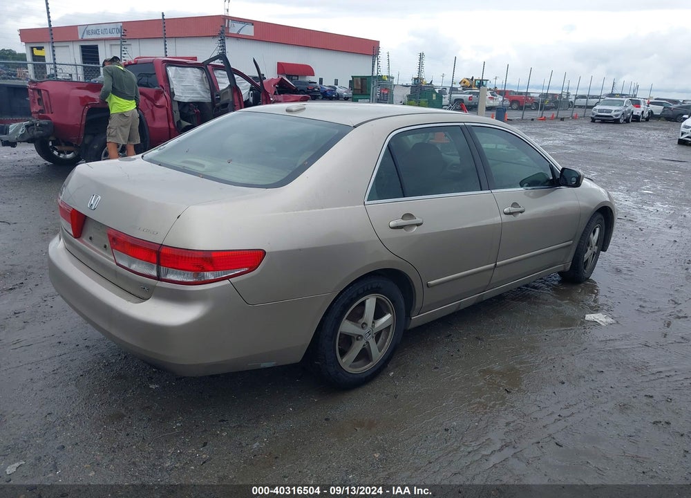 2004 HONDA ACCORD 2.4 EX VIN: JHMCM56894C007978