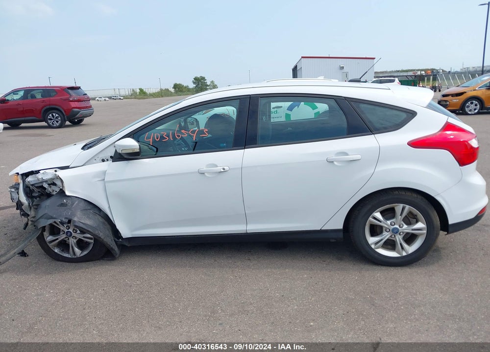 2013 FORD FOCUS SE VIN: 1FADP3K28DL215617