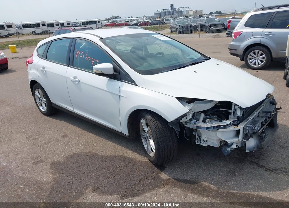 2013 FORD FOCUS SE VIN: 1FADP3K28DL215617