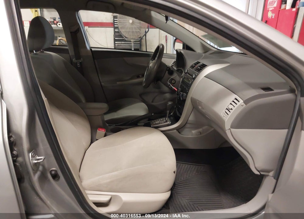 2010 TOYOTA COROLLA LE VIN: 1NXBU4EE7AZ354886