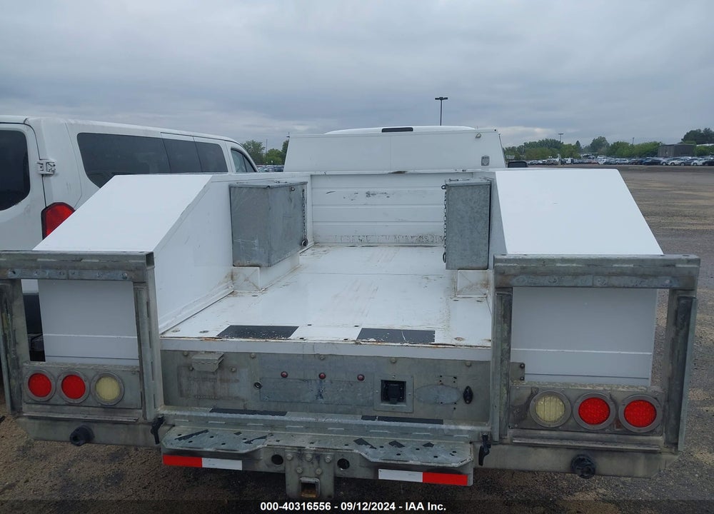 2016 FORD F-550 CHASSIS XL VIN: 1FDUF5HY1GEC07500