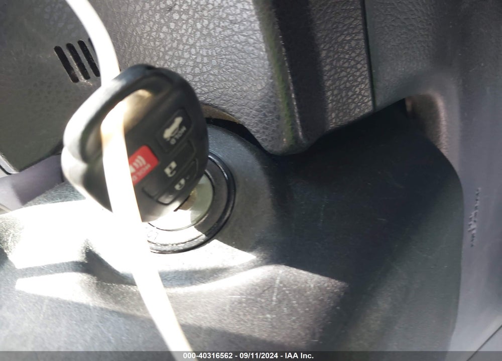 2015 TOYOTA COROLLA VIN: 5YFBURHE9FP243502