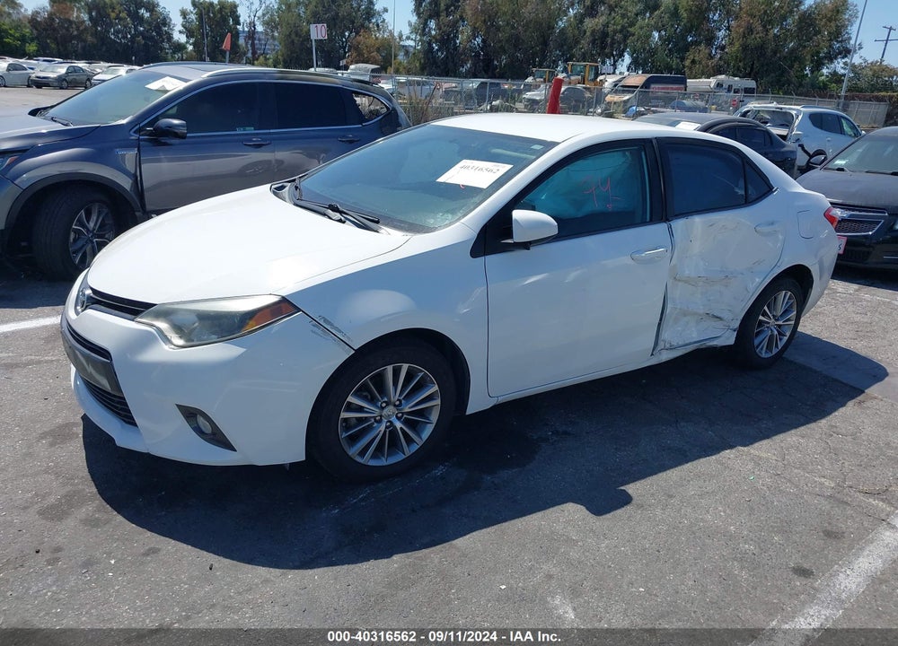 2015 TOYOTA COROLLA VIN: 5YFBURHE9FP243502