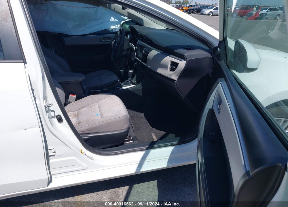 2015 TOYOTA COROLLA VIN: 5YFBURHE9FP243502
