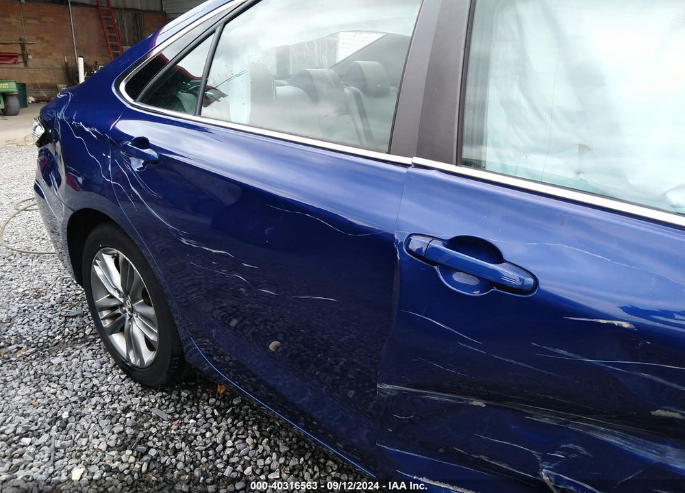 2015 TOYOTA CAMRY HYBRID SE VIN: 4T1BD1FK8FU147644