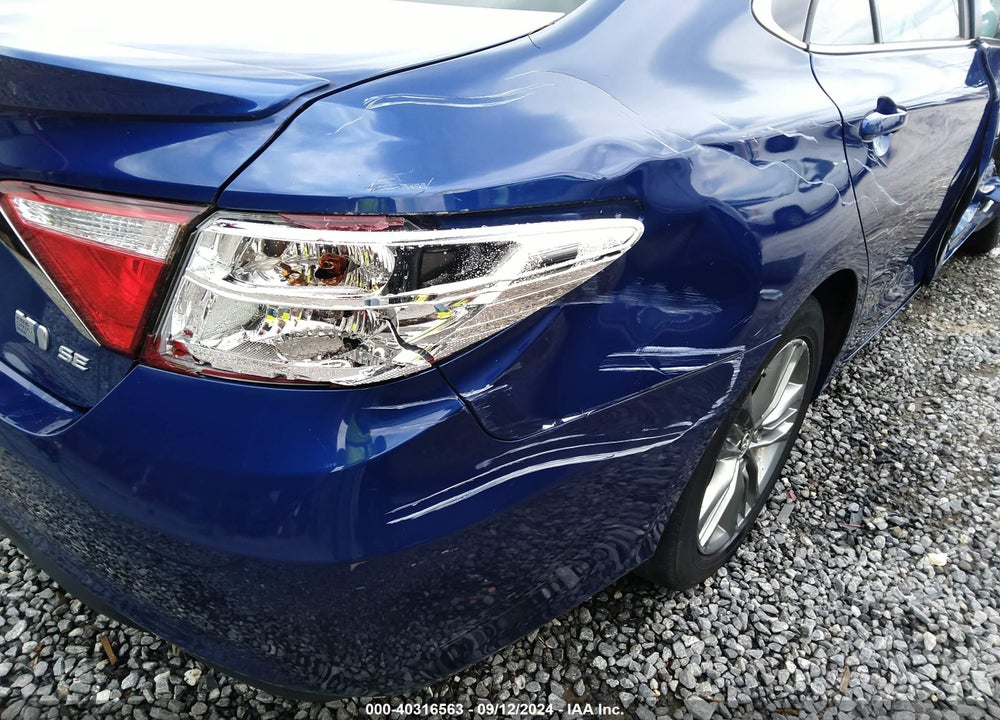 2015 TOYOTA CAMRY HYBRID SE VIN: 4T1BD1FK8FU147644