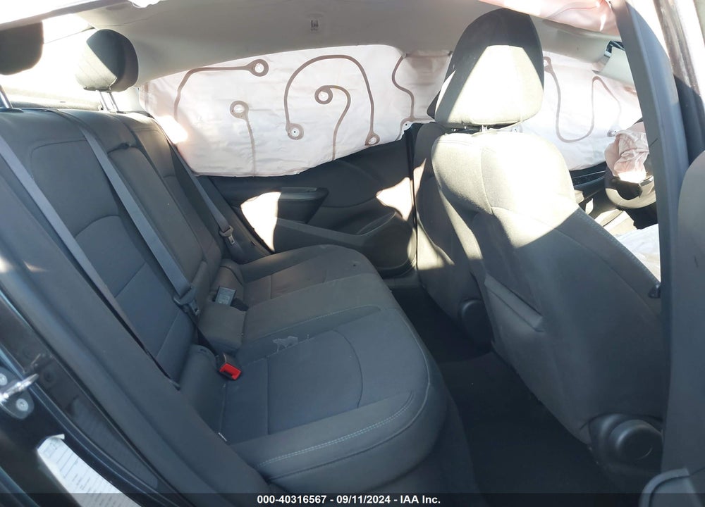 2017 CHEVROLET CRUZE LT AUTO VIN: 1G1BE5SM4H7258492
