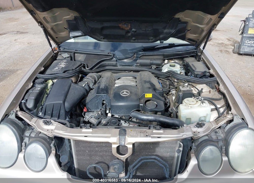 2000 MERCEDES-BENZ E 320 VIN: WDBJF65J3YB127248
