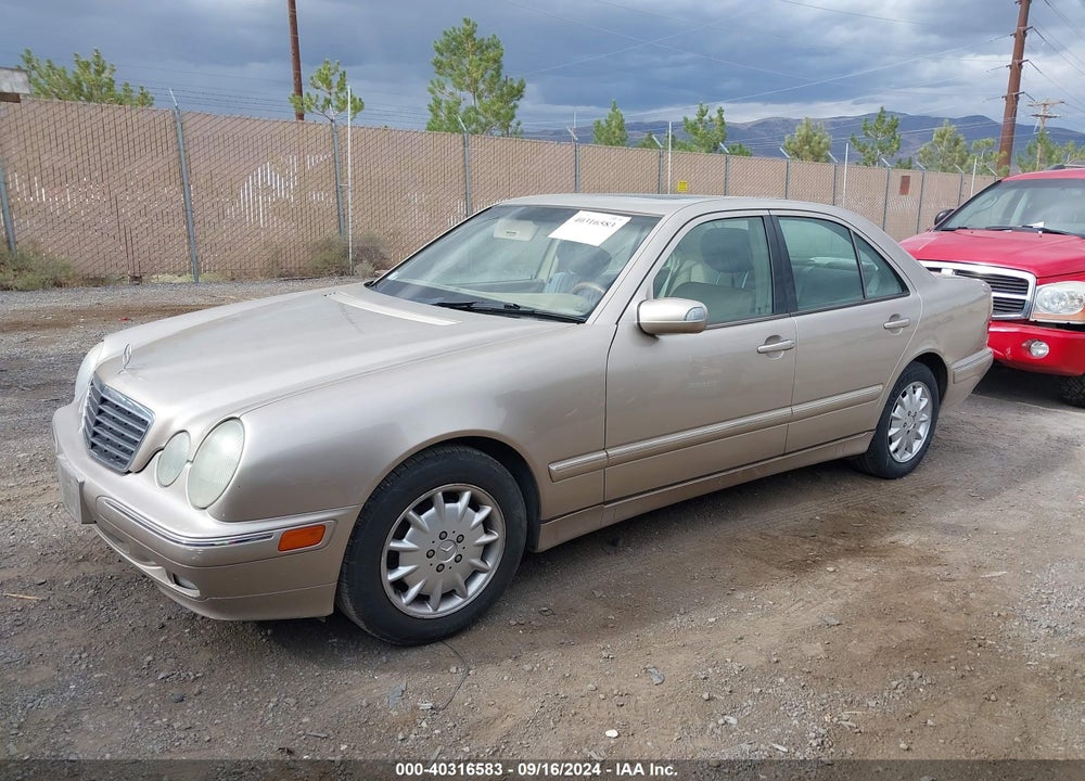 2000 MERCEDES-BENZ E 320 VIN: WDBJF65J3YB127248