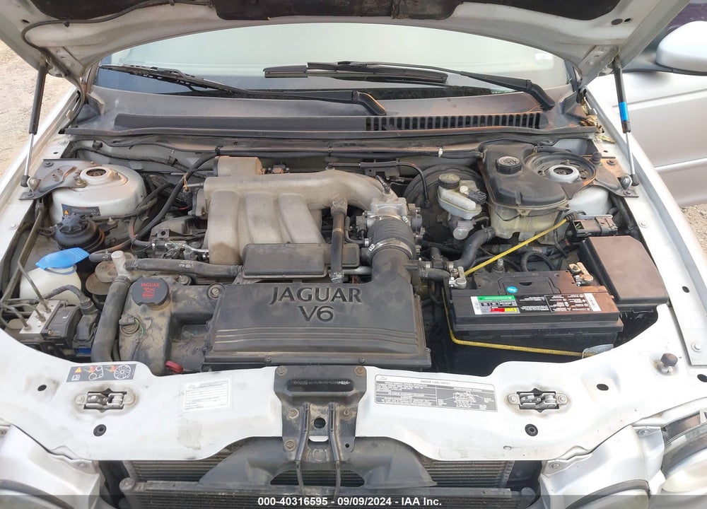 2004 JAGUAR X-TYPE 3.0 VIN: SAJEA51C64WD96550