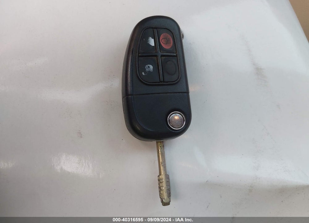 2004 JAGUAR X-TYPE 3.0 VIN: SAJEA51C64WD96550