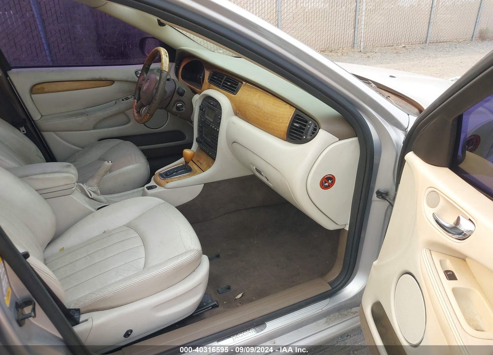 2004 JAGUAR X-TYPE 3.0 VIN: SAJEA51C64WD96550