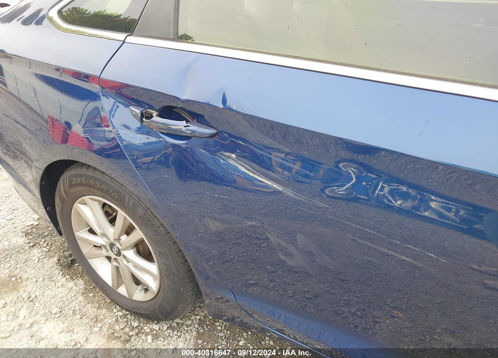 2016 HYUNDAI SONATA SE VIN: 5NPE24AF9GH435722