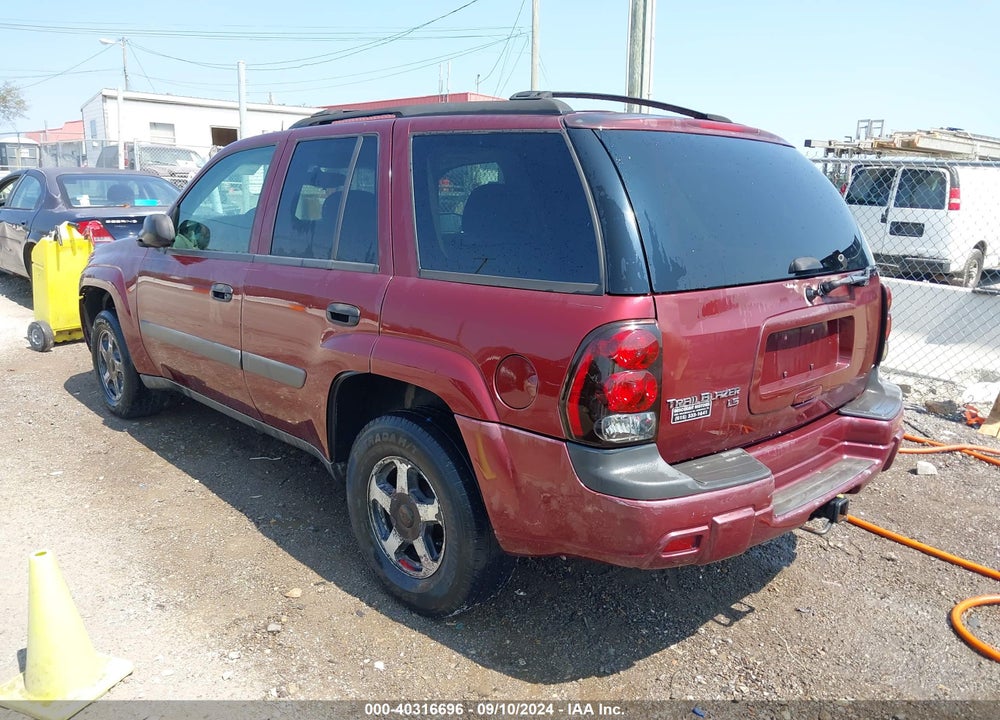 2005 CHEVROLET TRAILBLAZER LS VIN: 1GNDS13S252172869