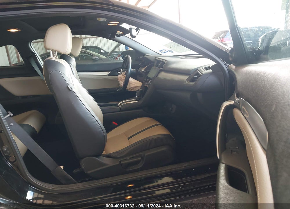 2017 HONDA CIVIC TOURING VIN: 2HGFC3B98HH351178
