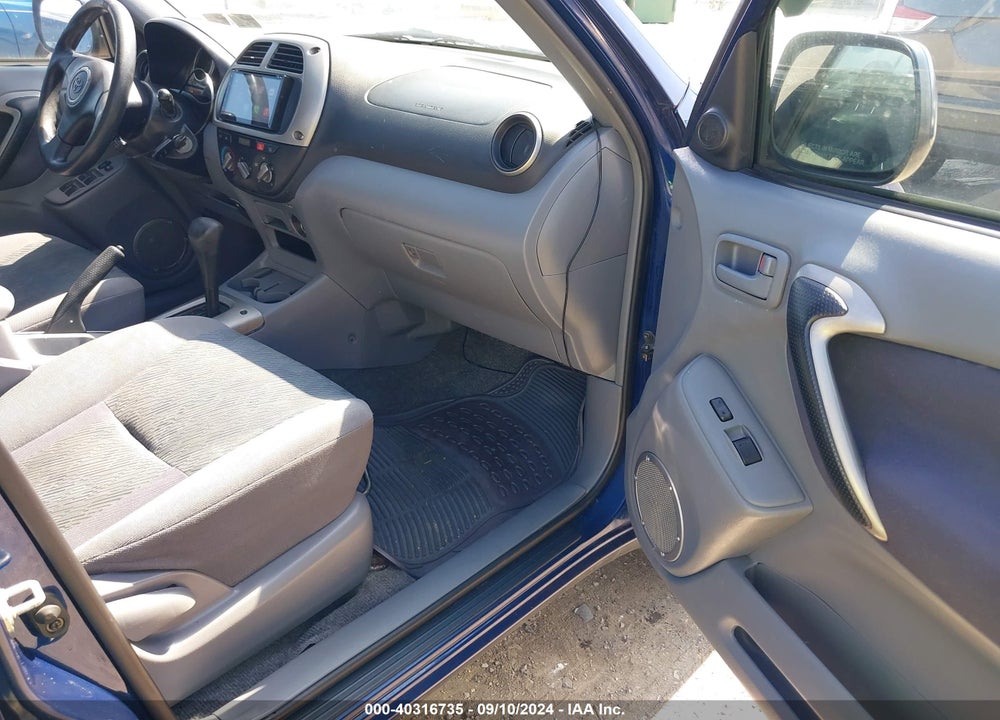 2003 TOYOTA RAV4 VIN: JTEHH20V030256626