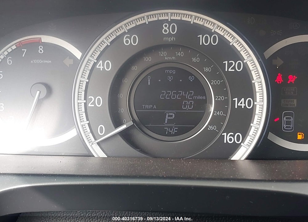 2013 HONDA ACCORD LX VIN: 1HGCR2F30DA139563
