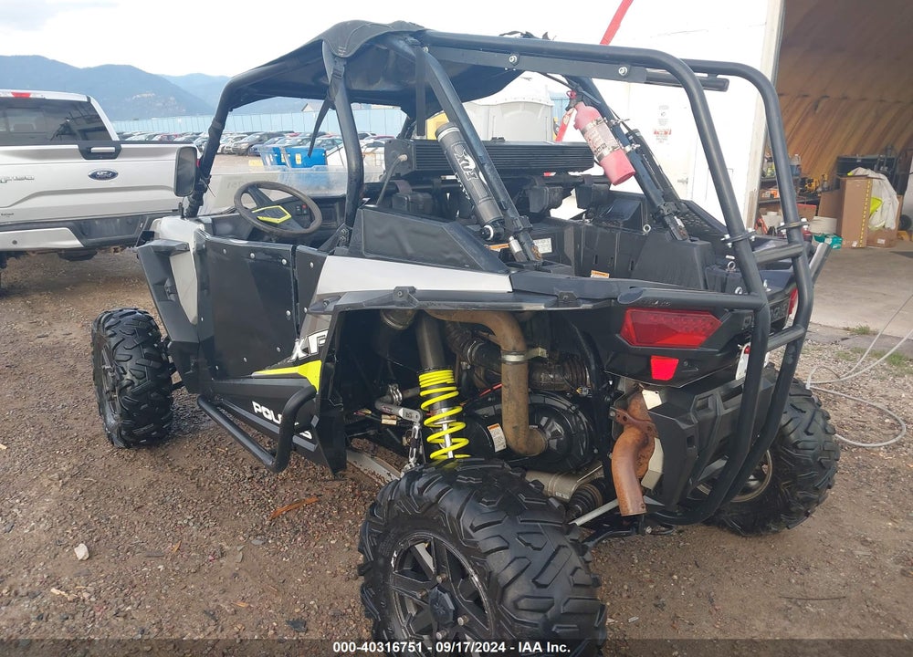2015 POLARIS RZR XP 1000 EPS VIN: 4XAVDK991FB319791