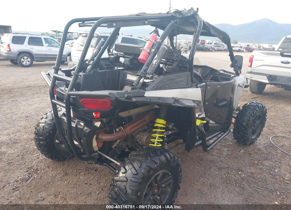 2015 POLARIS RZR XP 1000 EPS VIN: 4XAVDK991FB319791