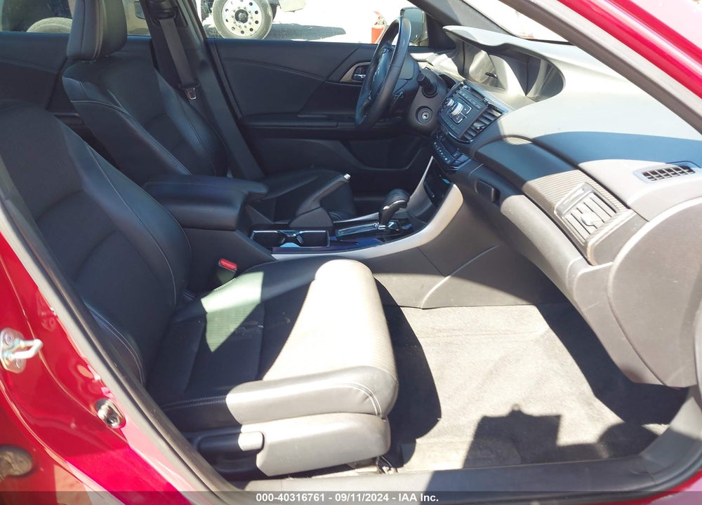 2017 HONDA ACCORD SPORT VIN: 1HGCR2F53HA084016