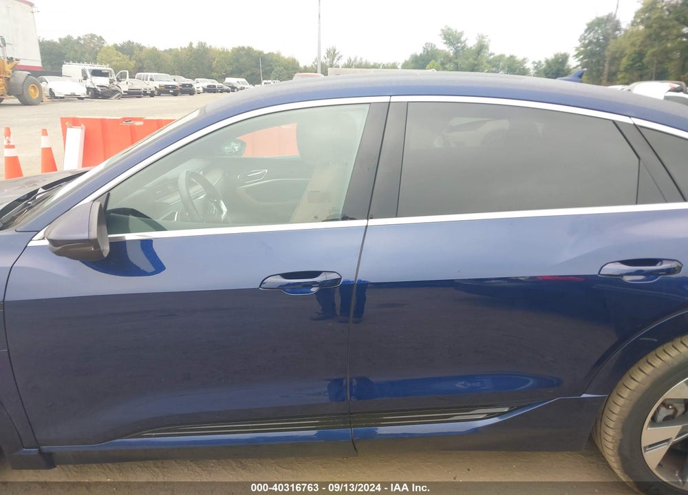 2021 AUDI E-TRON SPORTBACK PREMIUM QUATTRO VIN: WA11AAGE4MB010186