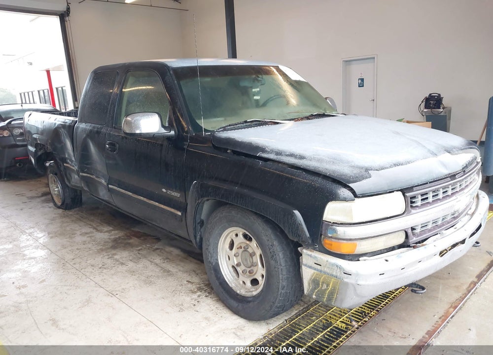 1999 CHEVROLET SILVERADO 2500 VIN: 1GCGK29U1XE153512