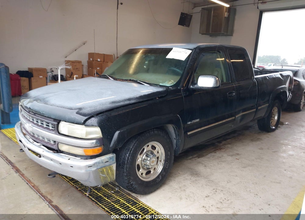 1999 CHEVROLET SILVERADO 2500 VIN: 1GCGK29U1XE153512