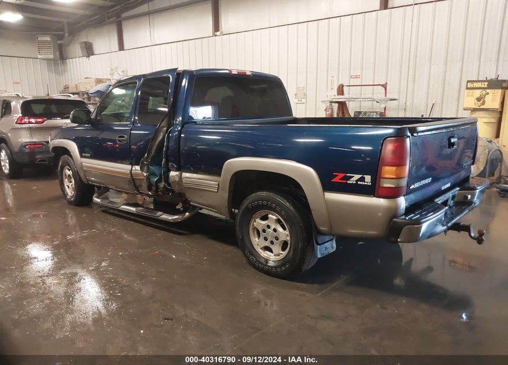 2000 CHEVROLET SILVERADO 1500 LS VIN: 1GCEK19T5YE430107