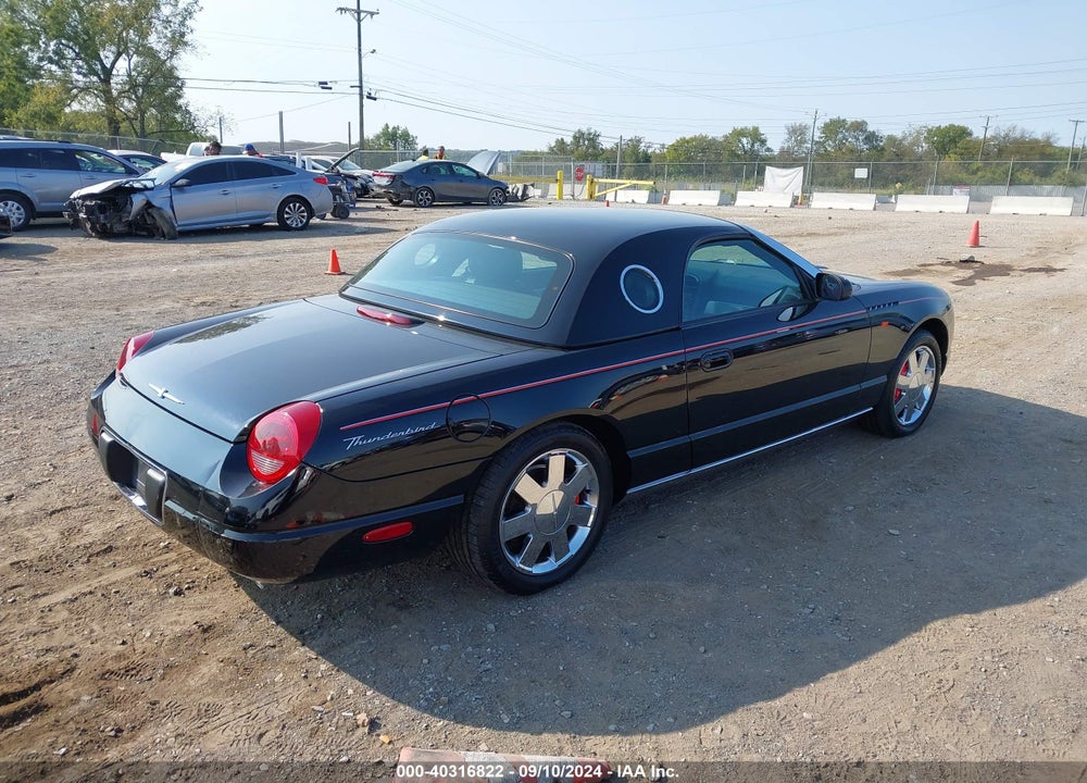 2002 FORD THUNDERBIRD VIN: 1FAHP60A52Y102611