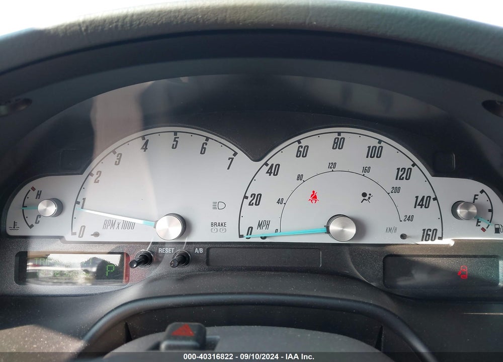 2002 FORD THUNDERBIRD VIN: 1FAHP60A52Y102611