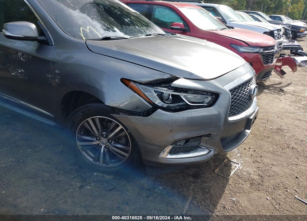 2017 INFINITI QX60 VIN: 5N1DL0MM8HC525349