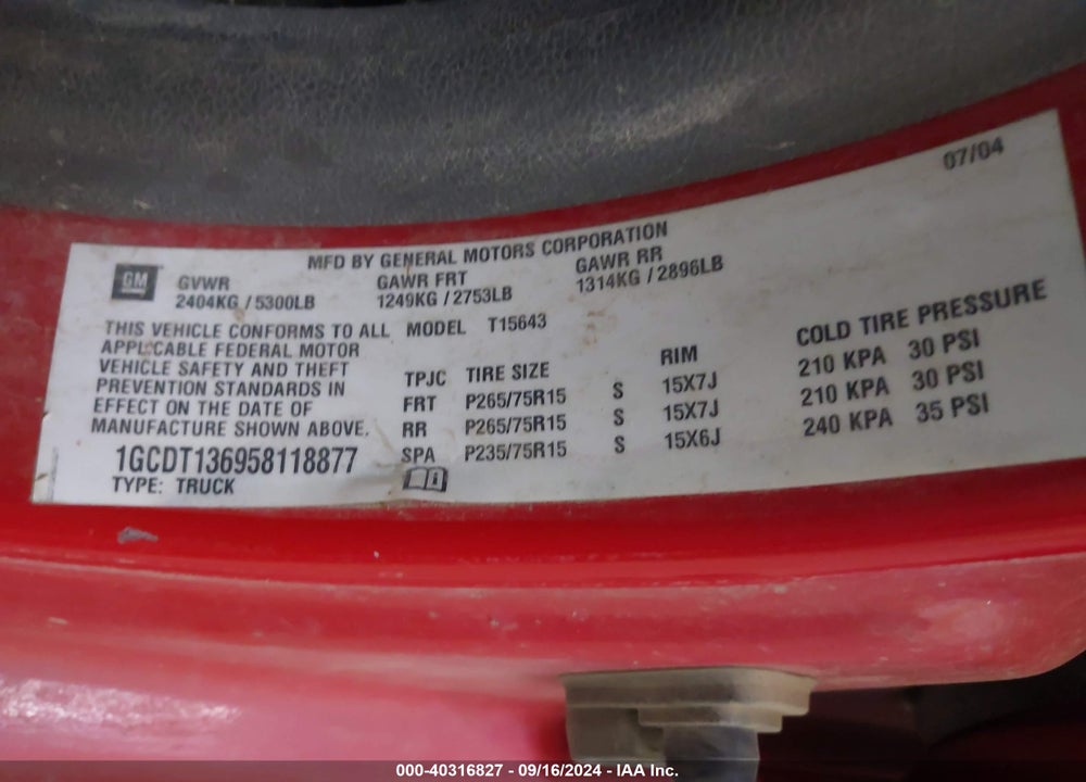 2005 CHEVROLET COLORADO LS VIN: 1GCDT136958118877
